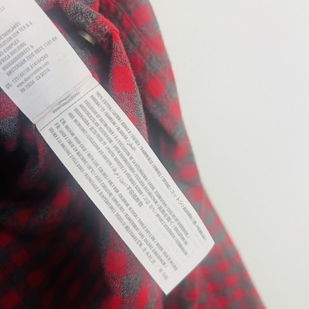 Abercrombie & Fitch Red Plaid Muscle Button Up Large - Picture 5 of 6